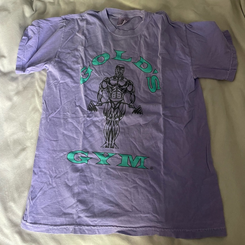 COMFORT COLORS GOLD GYM T SHIRT! SIZE M!